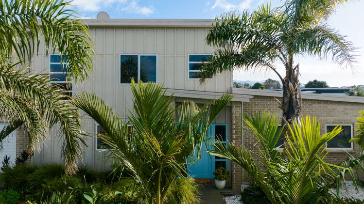 30 Surfers Avenue Waihi Beach_24