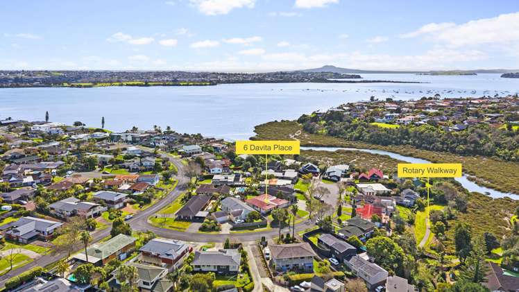 6 Davita Place Farm Cove_16