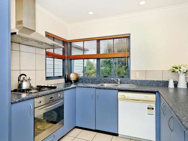 44 Naylor Street Hamilton East_2