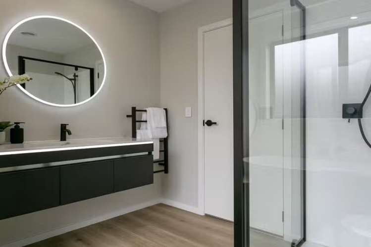  2/74 Hinemoa Avenue Taupō_14