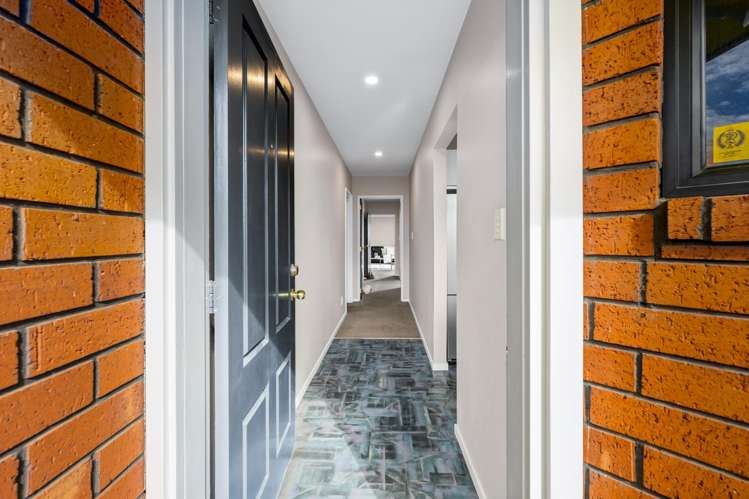 92 Roydon Drive_3