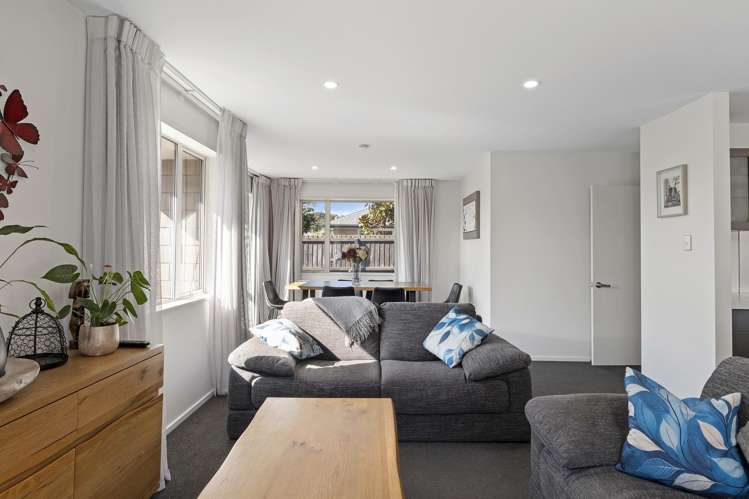 1 Minorca Lane Burwood_11