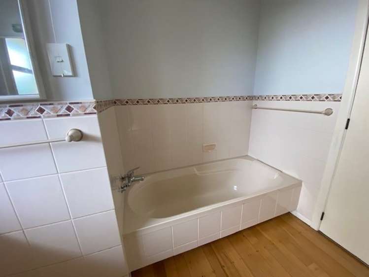 21 Ngahere Street Otumoetai_12