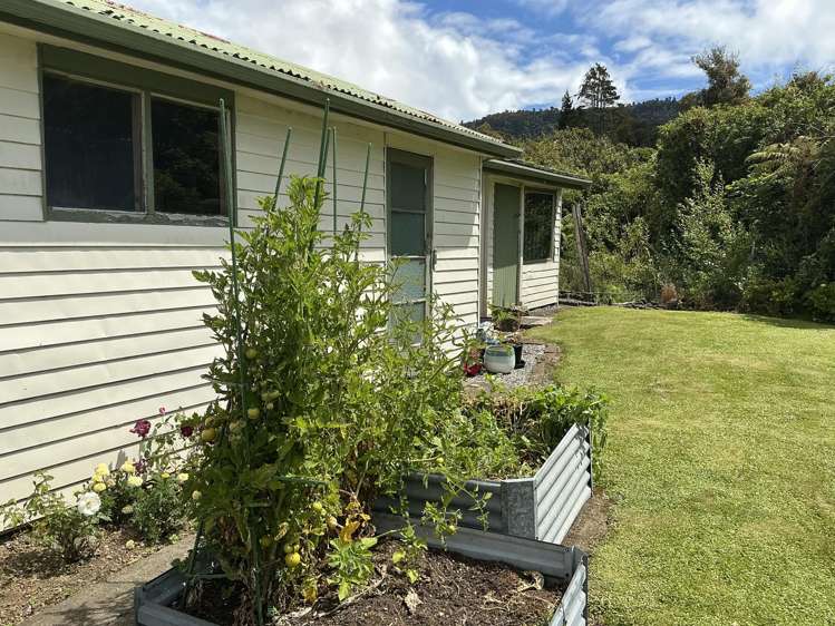 5 Ranfurly Street Runanga_15