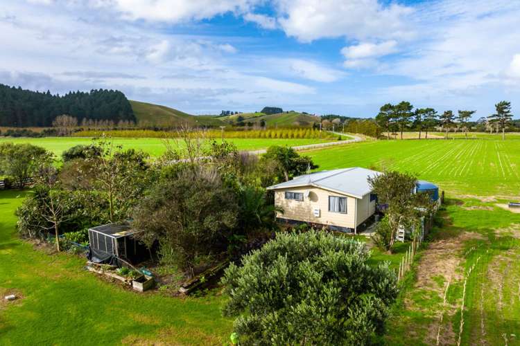 134 Flyger Road Ruakaka_5
