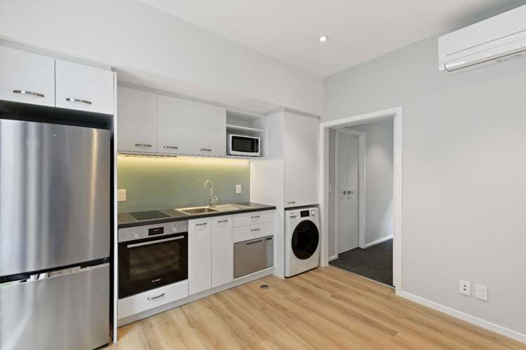 5B/40 Dudley Street 10609_2