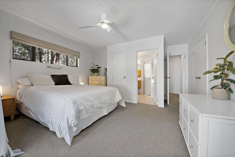 2/23 Stafford Road Northcote Point_13