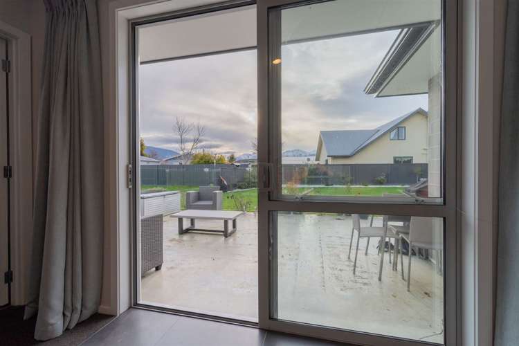 25 Tawera Place Te Anau_14