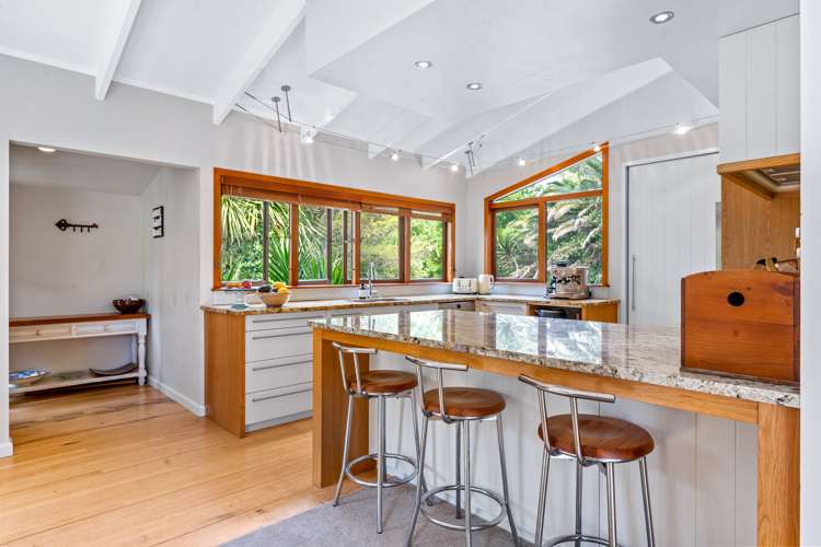 37 Kiteroa Terrace Rothesay Bay_5