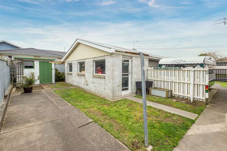 56 Parnwell Street Burwood_11