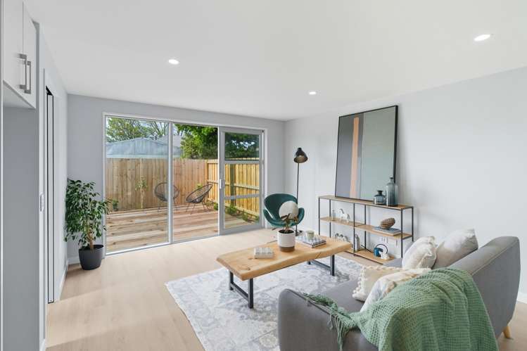 Units 1- 4/89 Jerrold Street North Addington_6