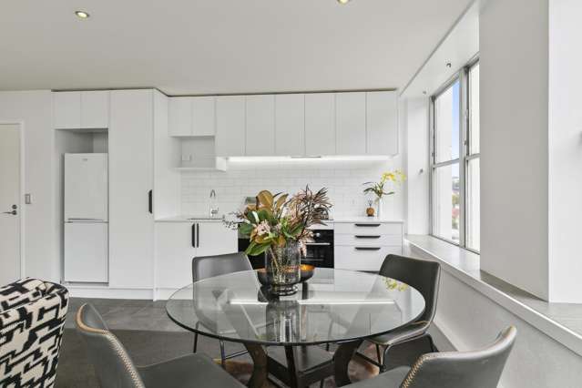 7d/123 Molesworth Street Thorndon_4