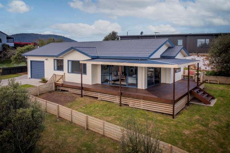 4 Christa Court Whitianga_1