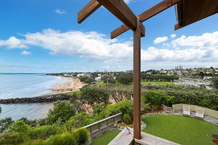 1 Beach Road Castor Bay_21