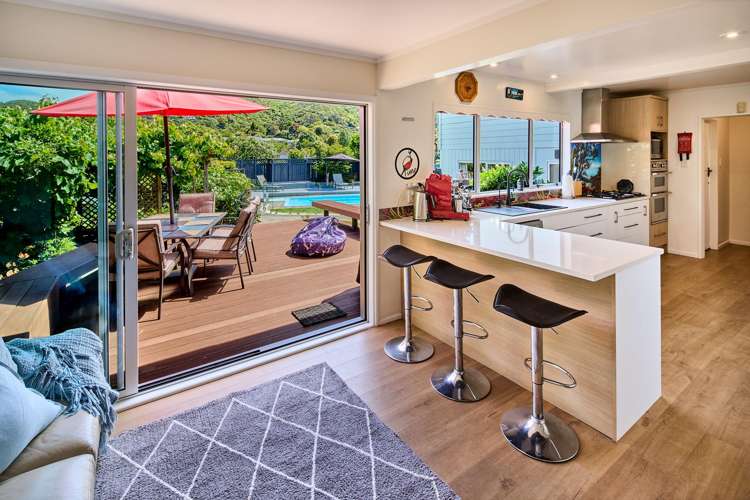 7 Tui Terrace Tawa_10