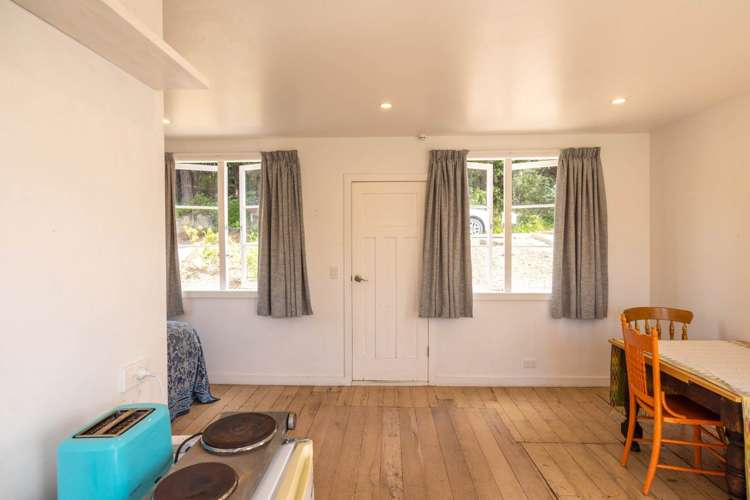 10 Putiki Road Ostend_10