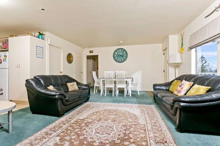 2/64 Seaview Road Glenfield_5