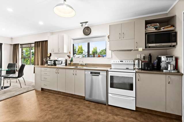 23 Breadalbane Road Havelock North_2