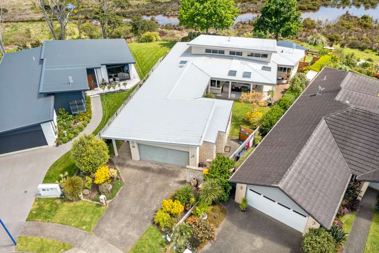21 Riverside Place Katikati_2