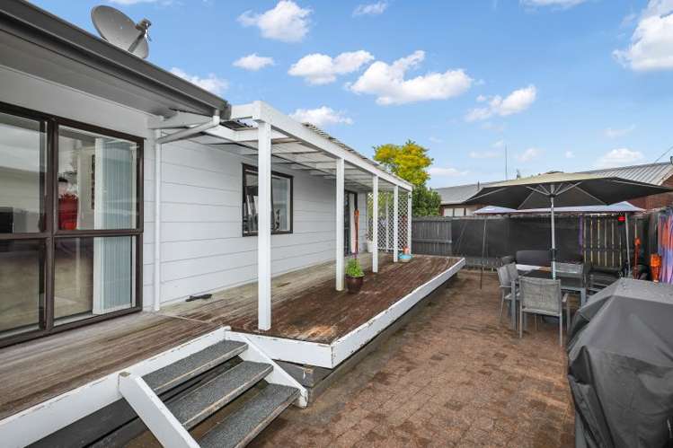 12 Kentucky Crescent Nawton_10