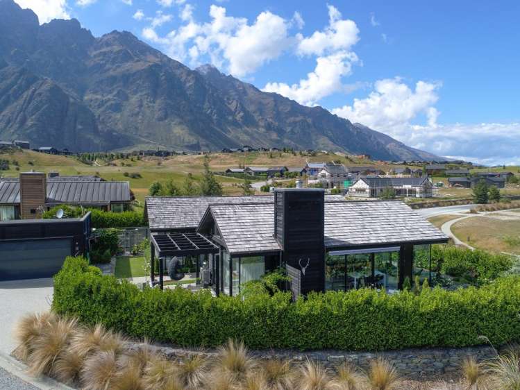 2 Skye Lane Jacks Point_17