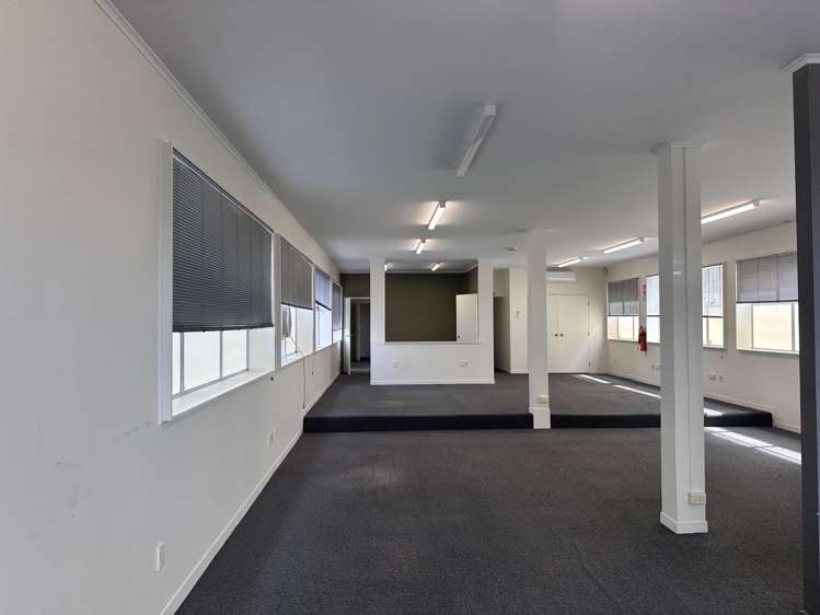 Retail/599 New North Road Morningside_1