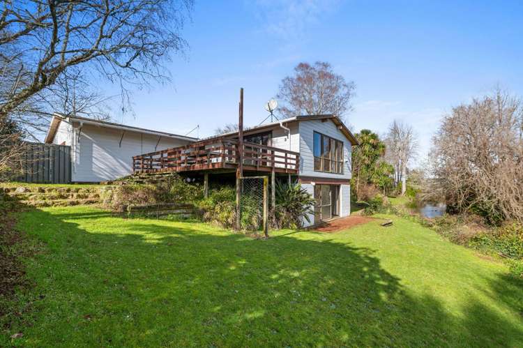 8 Egmont Road_0