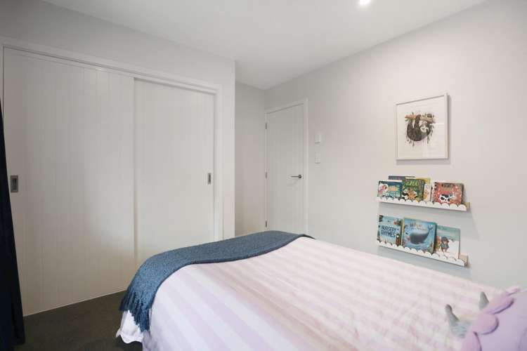 6 Redhaven Rise Netherby_27