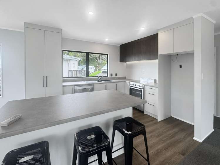 8 Longview Rise Massey_11