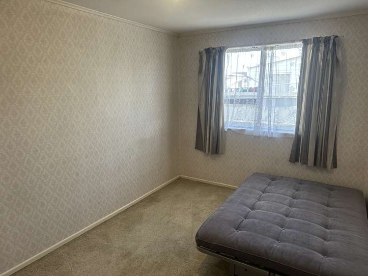 2/267 Moore Street Ashburton_9