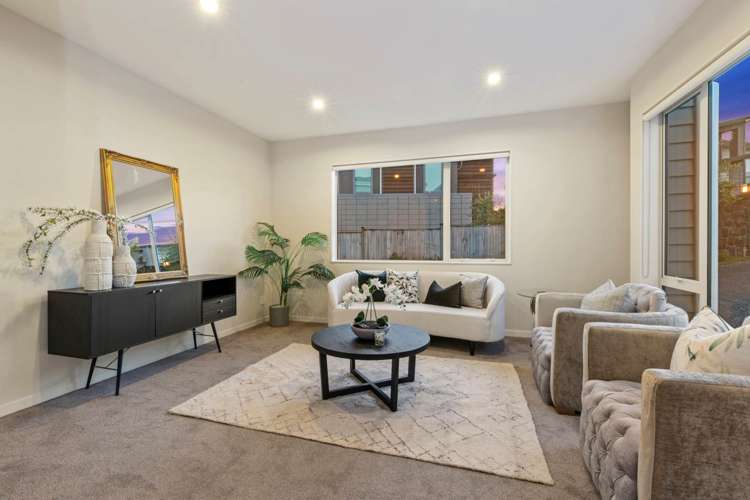 24 Remuremu Street Long Bay_6