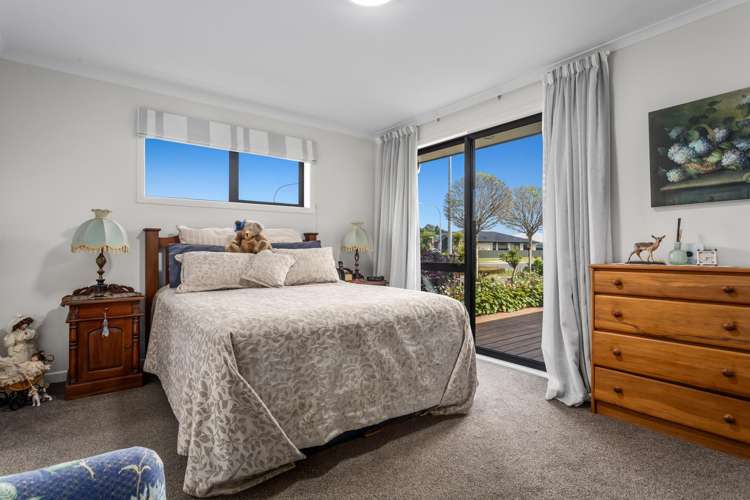 2 Korimako Place Coastlands_8