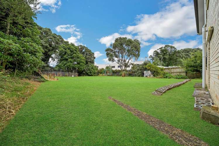 18 Farrelly Avenue Mount Roskill_23