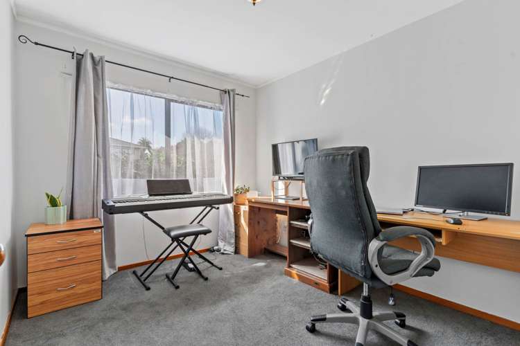 2/30 Eugenia Rise Totara Heights_13