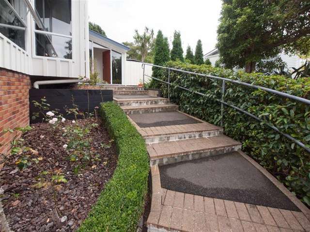 27 Churton Drive Churton Park_1