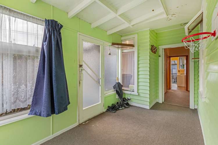 54 Parker Avenue Levin_11