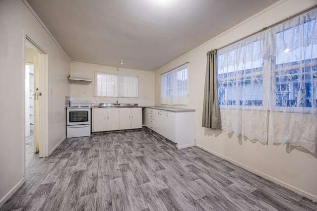 27 President Avenue Papakura_1