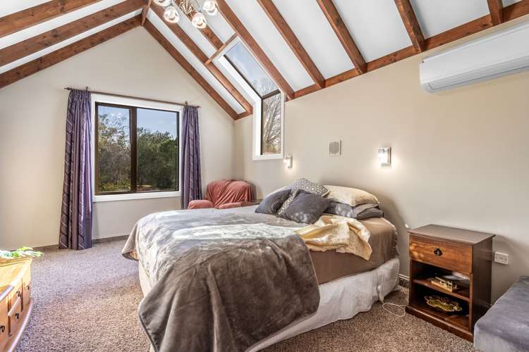 293 Queens Drive Windsor_16