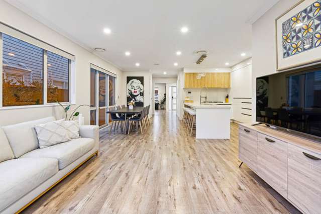 7 Horsefields Drive Flat Bush_2