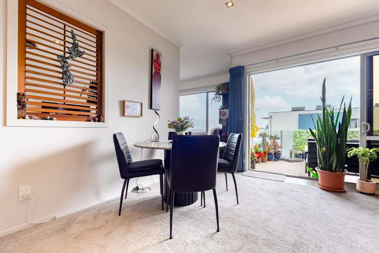 30/4 Seaview Road Paraparaumu Beach_13