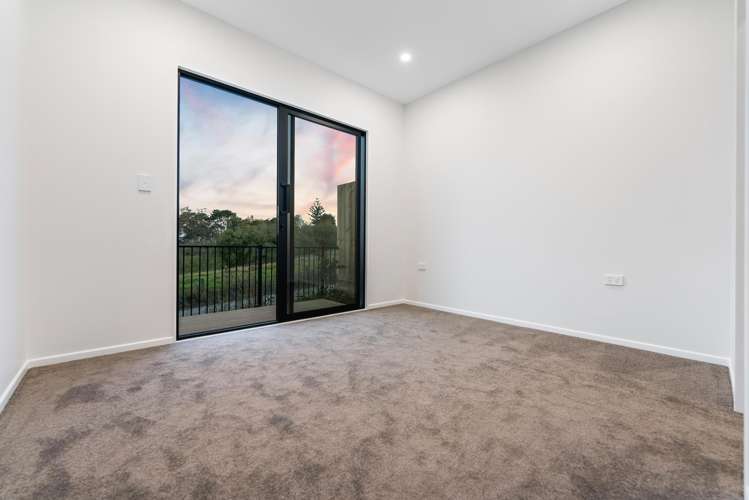 21 Puhikawa Street Massey_6