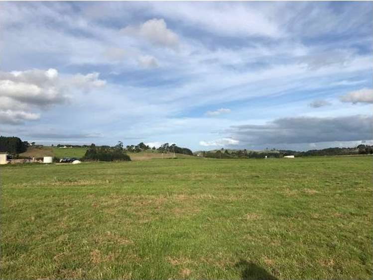 36 Aileron Rise Dairy Flat_7