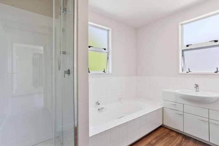 2/5A Madeley Road Mount Pleasant_26