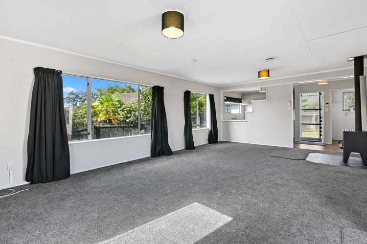 7 Milton Grove Owhata_5