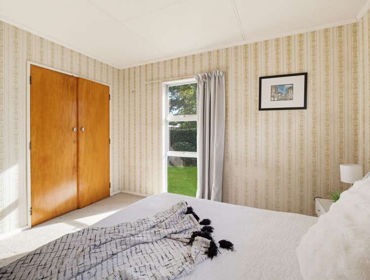 6 Raglan Avenue Cloverlea_25