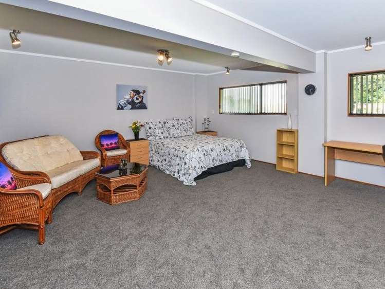 4 Deodar Place Totara Heights_17