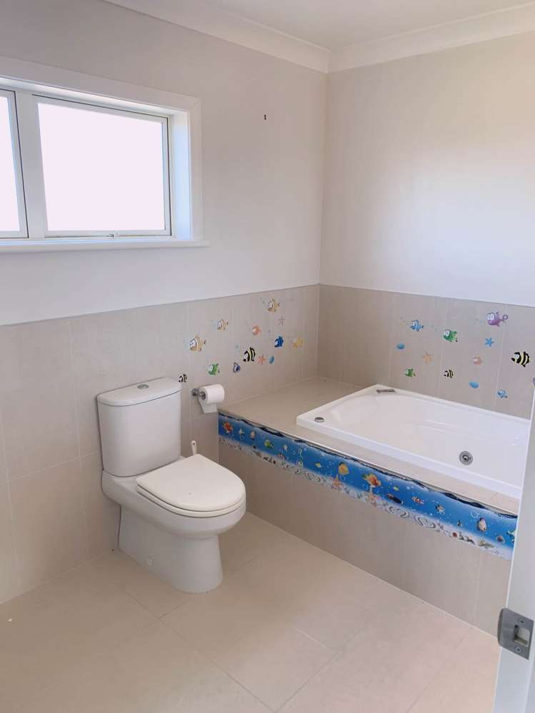 10 Hawkdun Drive Flat Bush_12