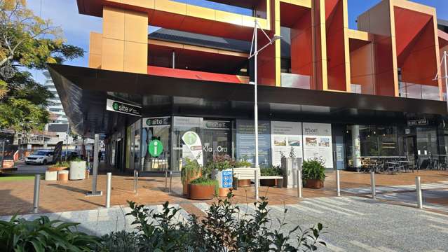 Tenancy 5/1 Devonport Road Tauranga Central_1