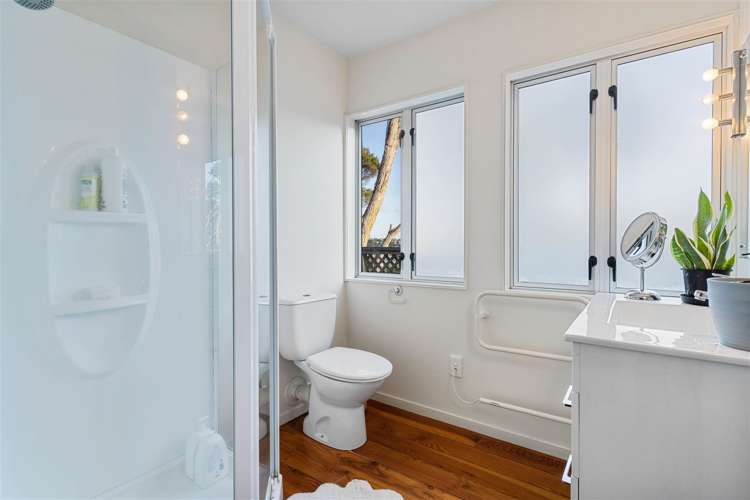 2/38 Noeleen Street Glenfield_9