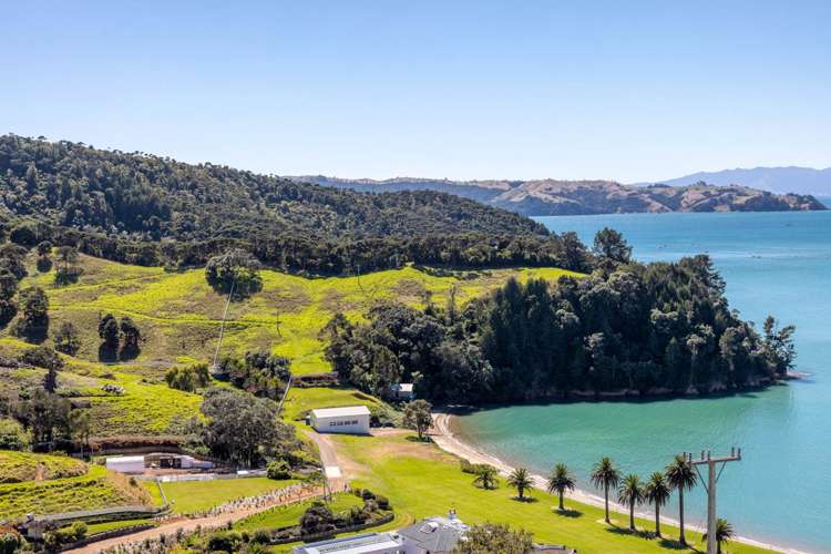 306B Cowes Bay Road Waiheke Island_11